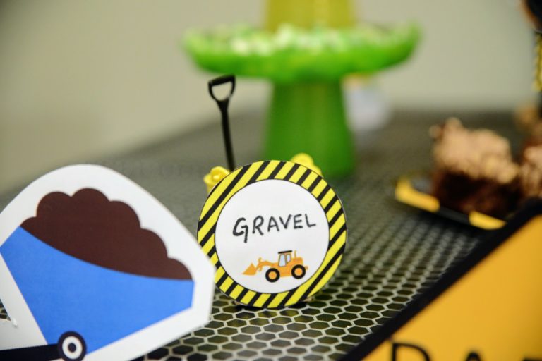 Construction theme party cake table ideas