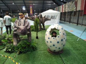 dinosaurs in mall